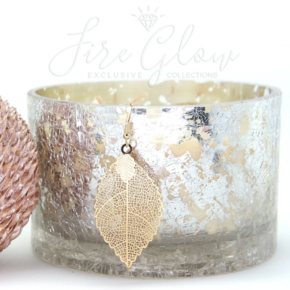 Boho Chic Gold Tone Filigree Leaf Earrings - Picture 7 of 8